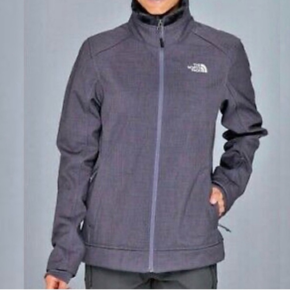 The North Face Fleece Lined Softshell Jacket Outdoor Athletic Coat purple med